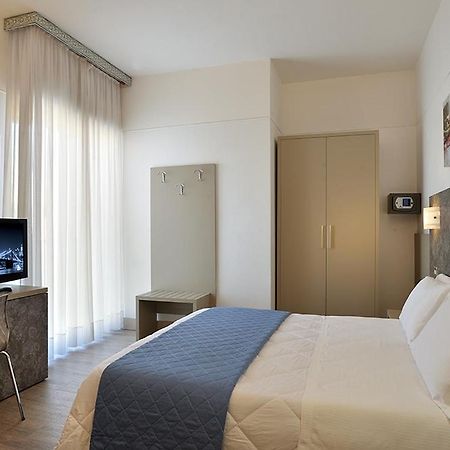 Hotel Tiberius Rimini Esterno foto